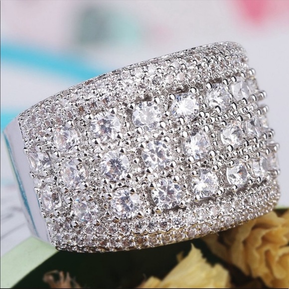 925 Silver Beautiful Diamond Band Ring - Picture 7 of 9